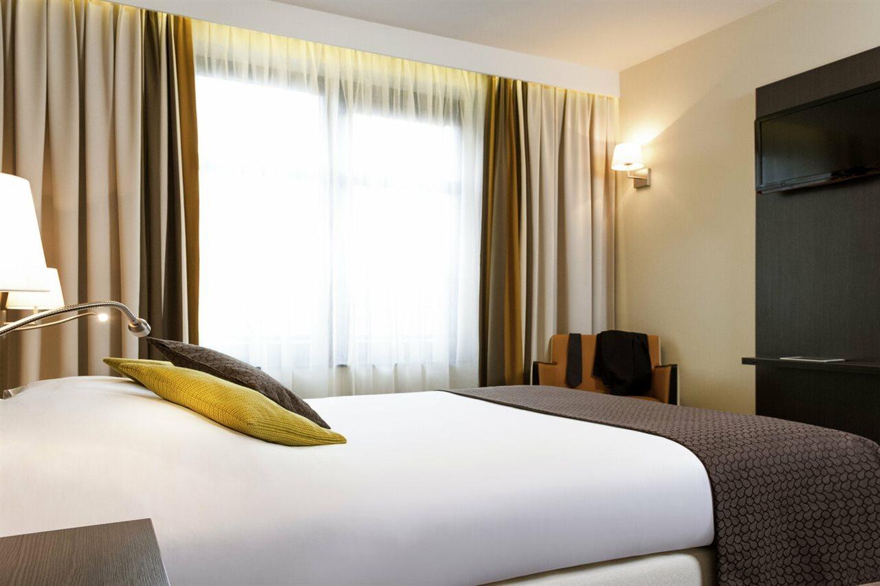 Ibis Styles Hotel Brussels Centre Stephanie Saint-Gilles Bagian luar foto