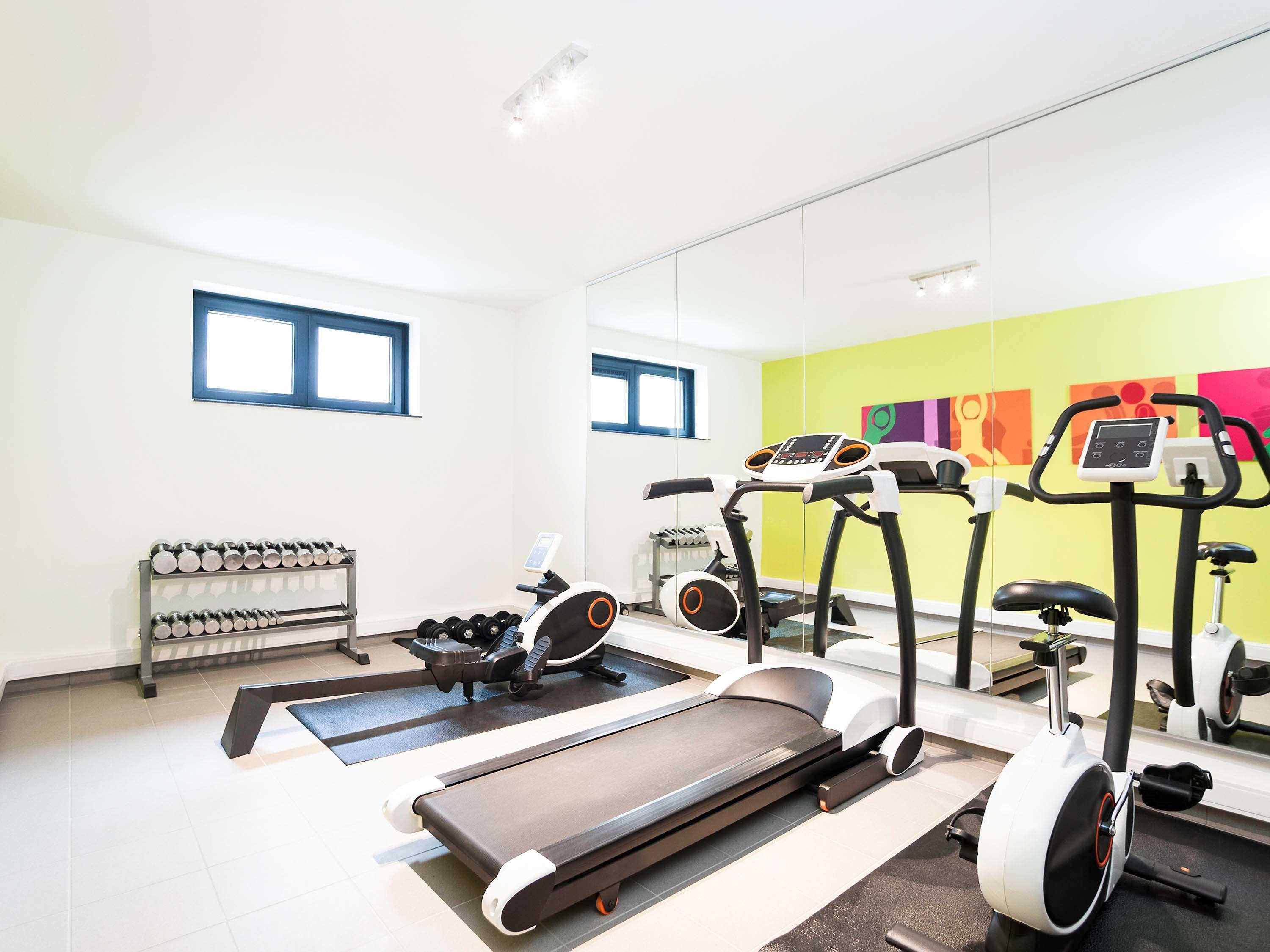 Ibis Styles Hotel Brussels Centre Stephanie Saint-Gilles Bagian luar foto