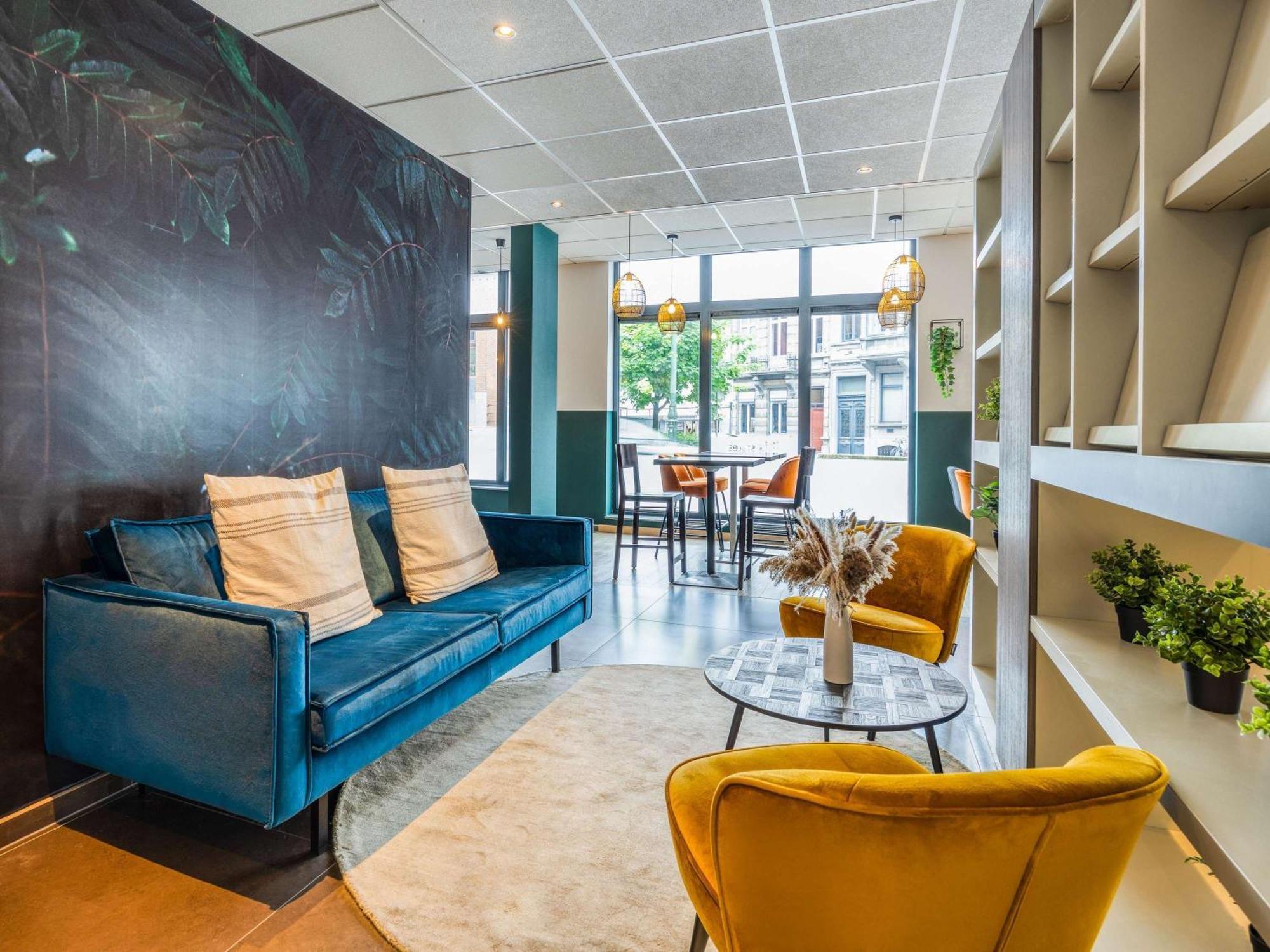 Ibis Styles Hotel Brussels Centre Stephanie Saint-Gilles Bagian luar foto